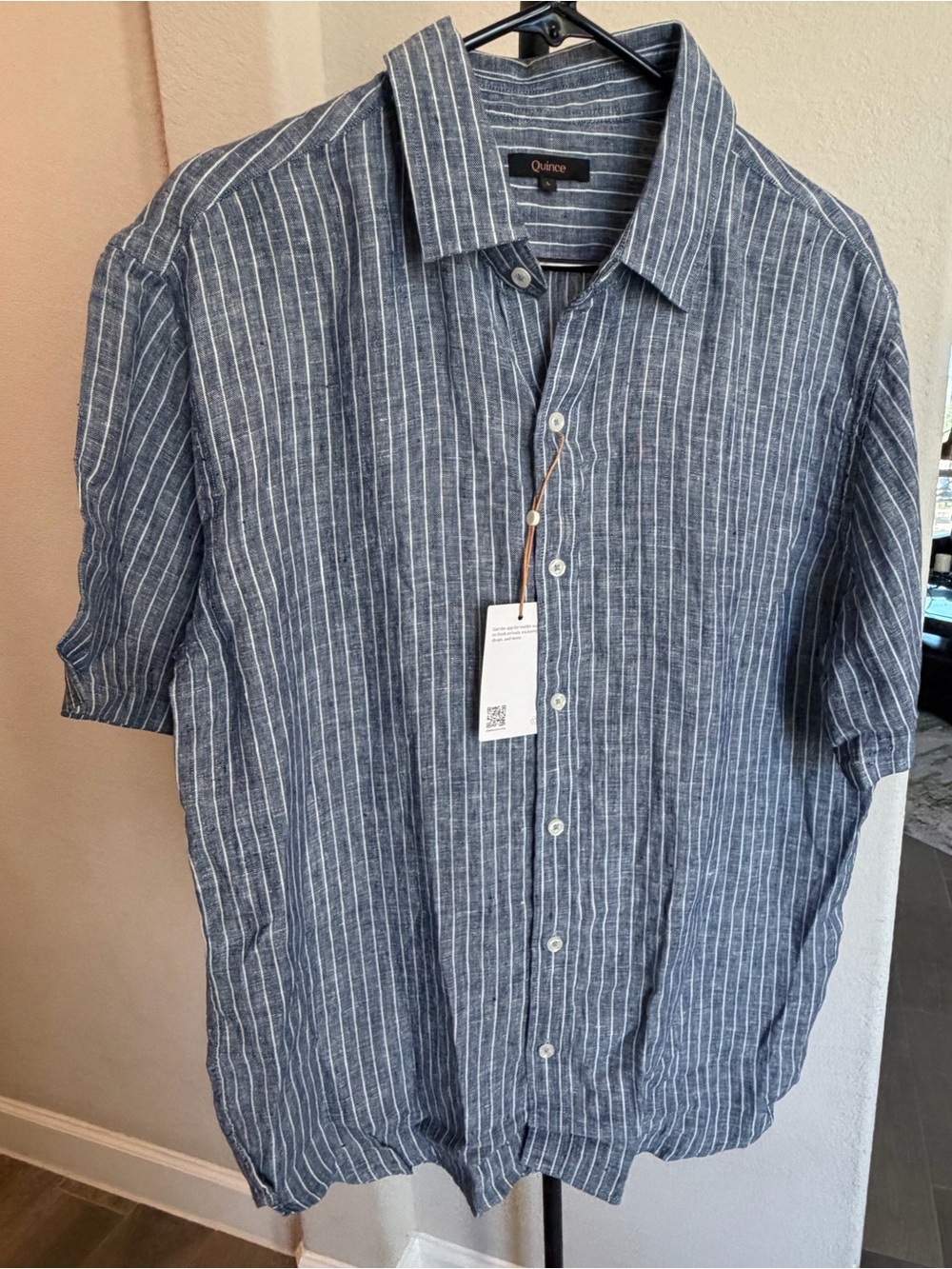 Quince 100% European Linen Relaxed Short Sleeve Shirt Blue Chambray Stripe L